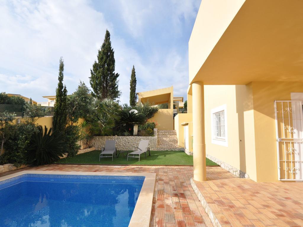 Сasa de vacaciones With Views Like The Pool Sea Meia Lagos