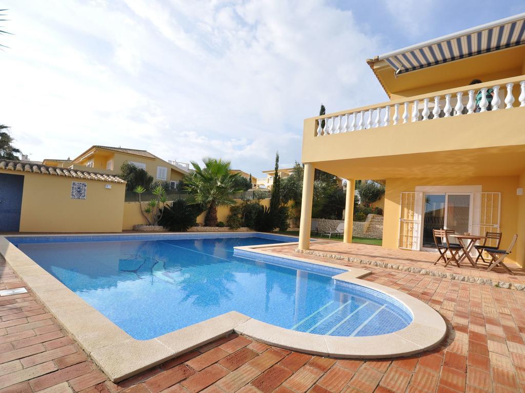 With Views Like The Pool Sea Meia * Lagos